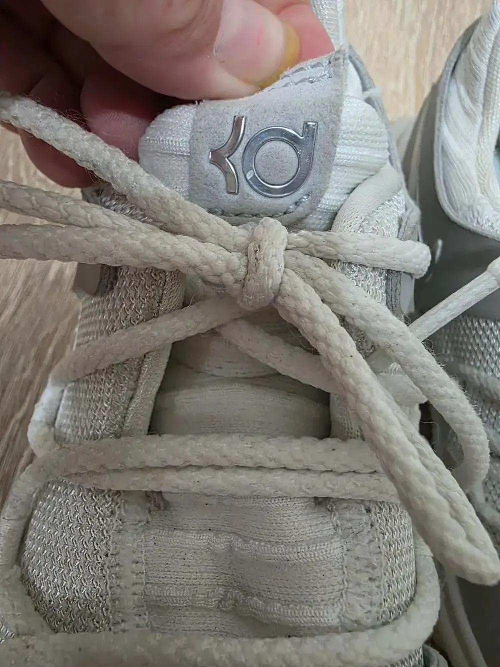 Nike KD 10 Size 4Y White Basketball Shoes